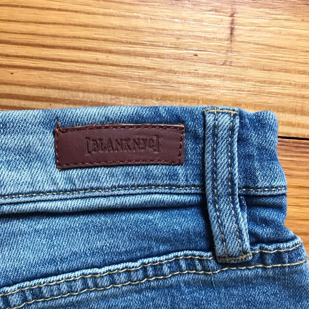 Blank NYC Retro High Waist Denim Shorts, NWT, 25 - Picture 6 of 13